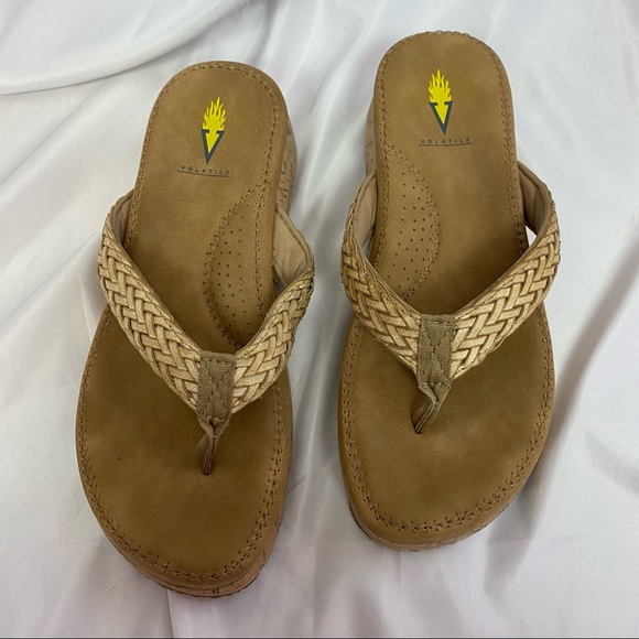 Volatile Tan Thong Sandals, size 8